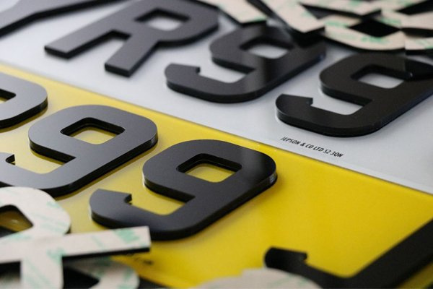Are Gel Number Plates Legal?