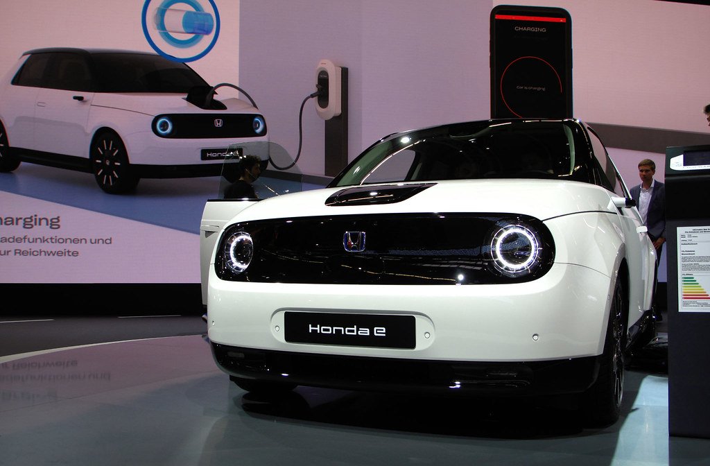 Honda e